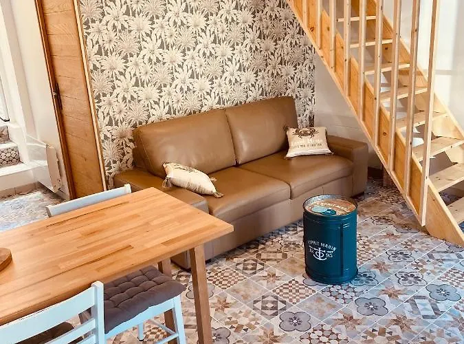 « le Patio » 3* Montfarville